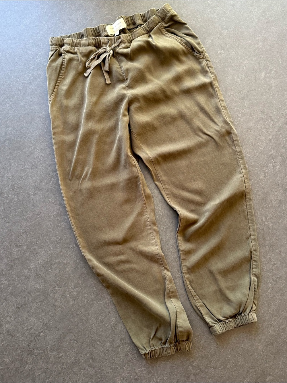 cloth & stone Olive Green Drawstring Jogger Pants